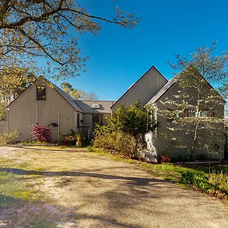 Villa Soundmeadow House